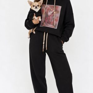 Dres z uroczym wizerunkiem chihuahua
